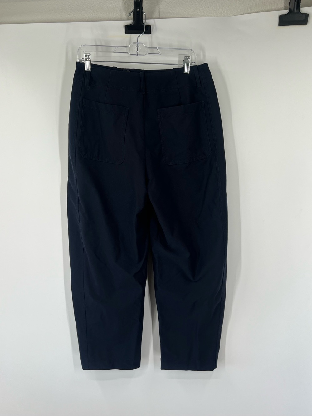 Athleta Skyline High Rise Barrel Leg Pants in Navy - Picture 5 of 9